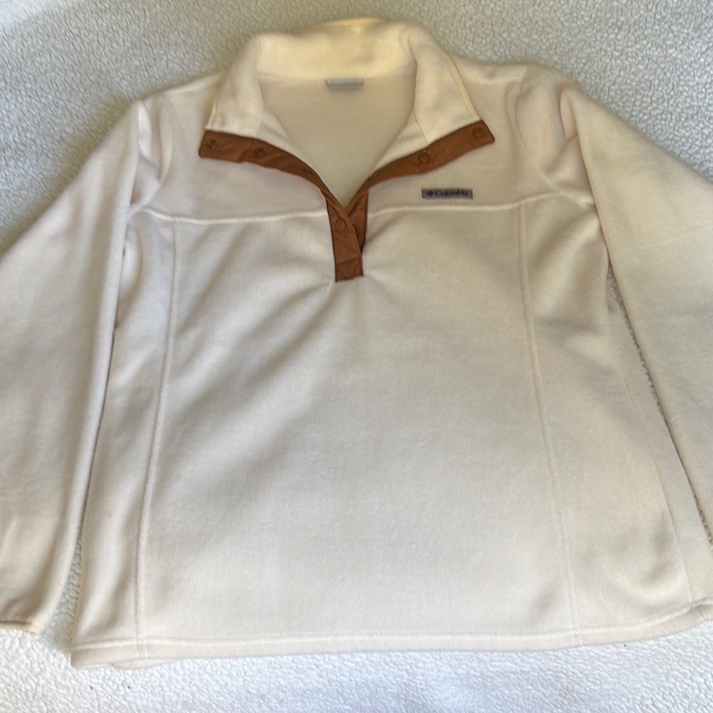 Columbia Cream Fleece with Brown Trim